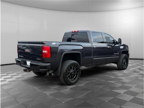 2015 GMC Sierra 2500 Denali