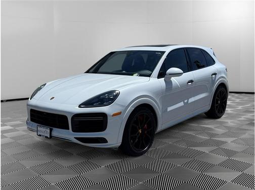 White 2019 Porsche Cayenne Turbo