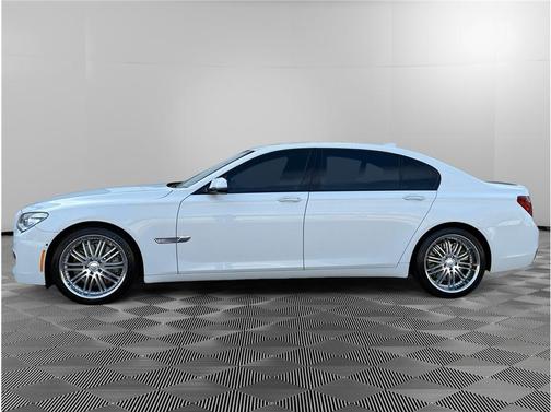 2015 BMW 750 Li