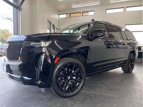 2023 Cadillac Escalade ESV Sport Platinum