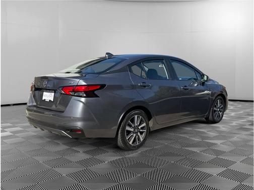 2020 Nissan Versa 1.6 SV