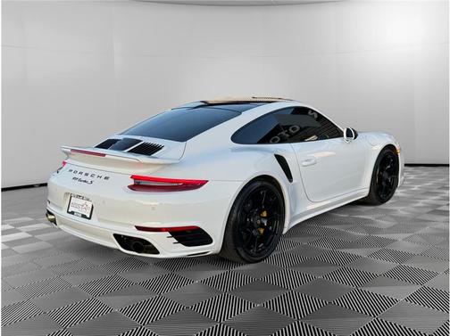 2018 Porsche 911 Turbo S