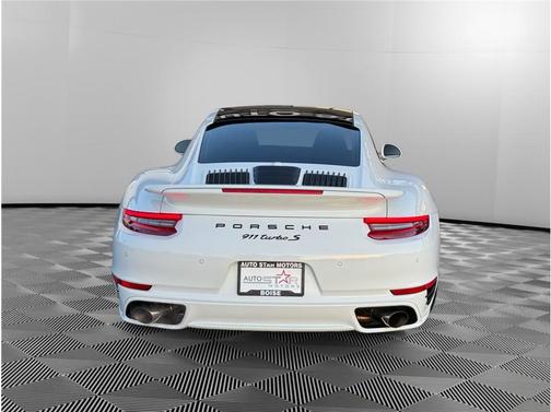 2018 Porsche 911 Turbo S