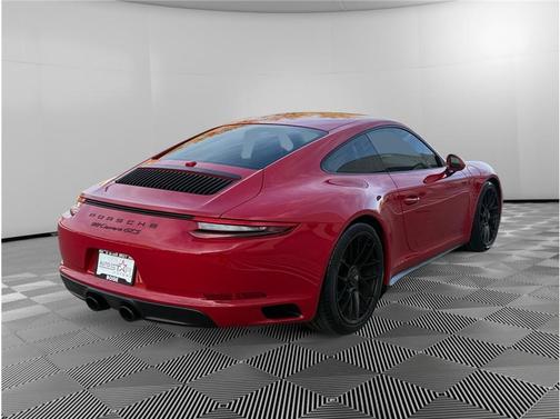 2017 Porsche 911 Carrera GTS