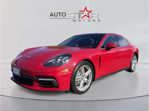 Red 2018 Porsche Panamera 4S