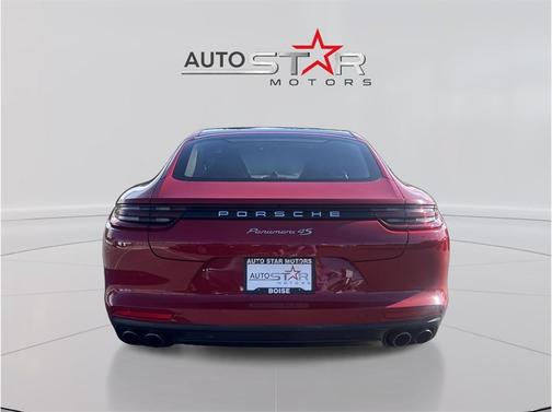 Red 2018 Porsche Panamera 4S