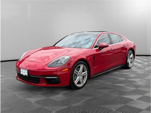 Red 2018 Porsche Panamera 4S