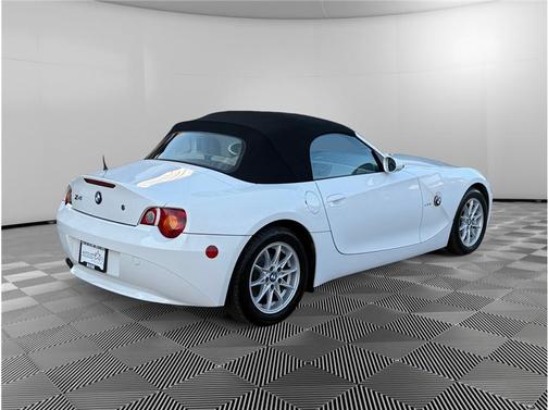 2004 BMW Z4 2.5i Roadster