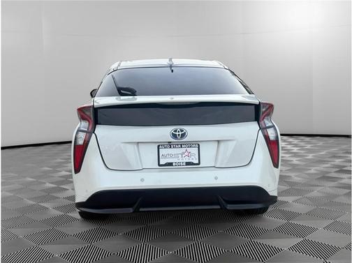 2017 Toyota Prius Three Touring