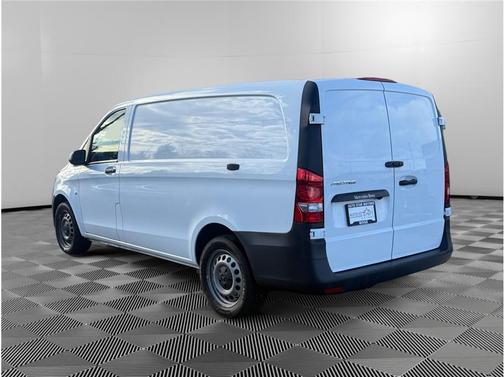 2023 Mercedes-Benz Metris Base