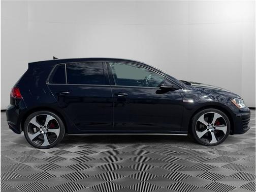 Deep Black Pearl Effect 2016 Volkswagen Golf GTI 2.0T S 4-Door