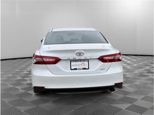 2018 Toyota Camry XLE