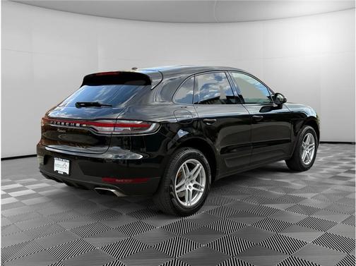 2019 Porsche Macan Base