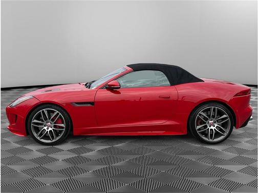 2017 Jaguar F-TYPE R