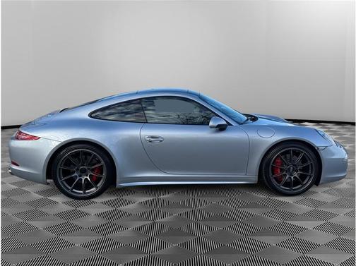 2014 Porsche 911 Carrera 4S