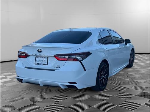 2023 Toyota Camry Hybrid SE