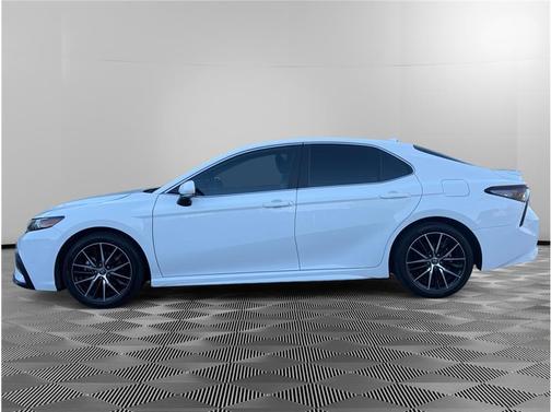 2023 Toyota Camry Hybrid SE
