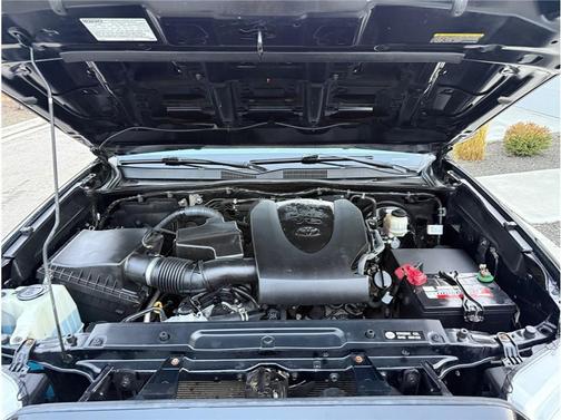 2016 Toyota Tacoma TRD Sport