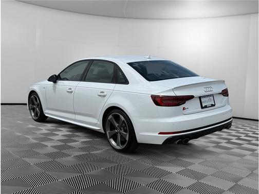 Ibis White 2018 Audi S4 3.0T Prestige
