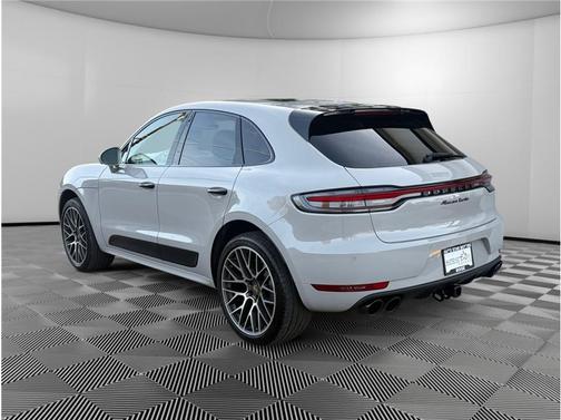 2021 Porsche Macan Turbo
