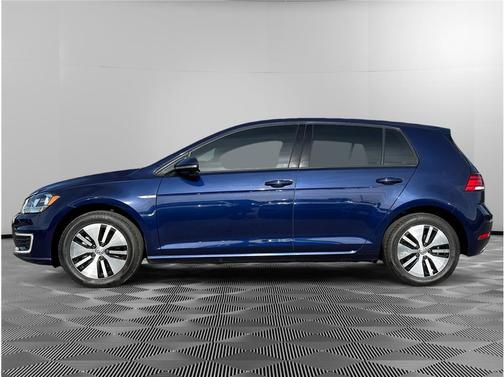 2019 Volkswagen e-Golf SE