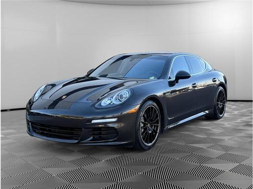 2015 Porsche Panamera S