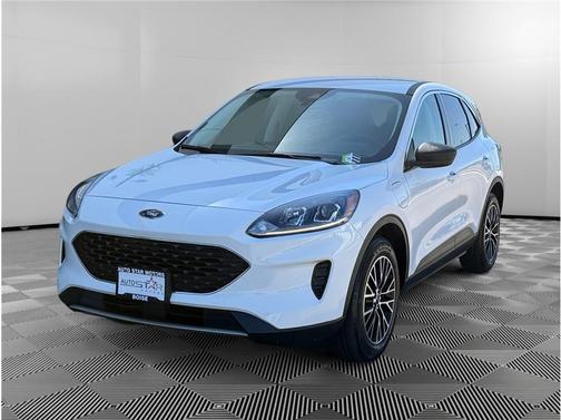 White 2022 Ford Escape PHEV SE