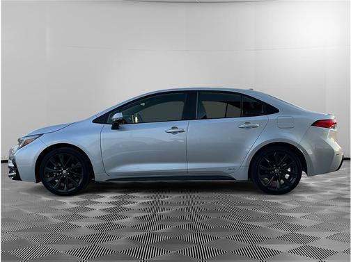 2024 Toyota Corolla Hybrid SE