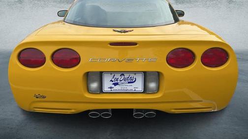2004 Chevrolet Corvette Base