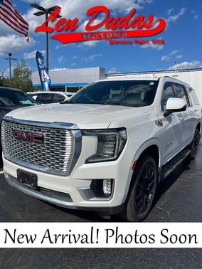 Summit White 2022 GMC Yukon Denali