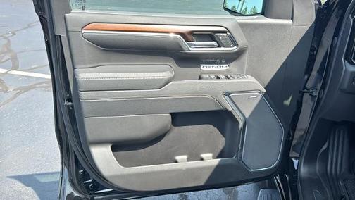 Onyx Black 2025 GMC Sierra 1500 Denali