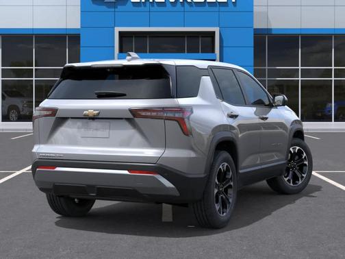 Sterling Gray Metallic 2026 Chevrolet Equinox LT