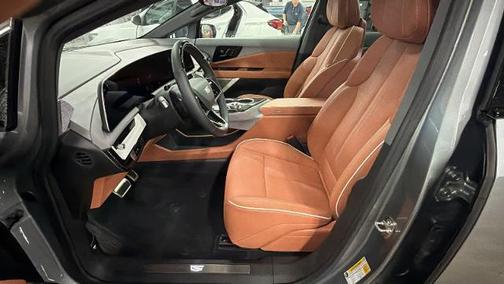 2025 Cadillac OPTIQ Luxury