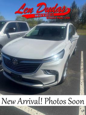 White Frost Tri-Coat 2023 Buick Enclave Essence
