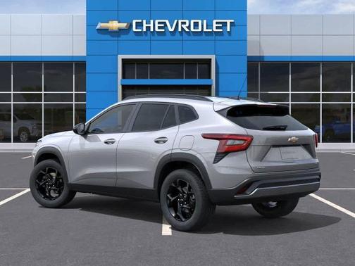 Sterling Gray Metallic 2026 Chevrolet Trax LT