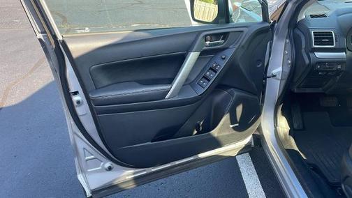 2016 Subaru Forester 2.5i Touring