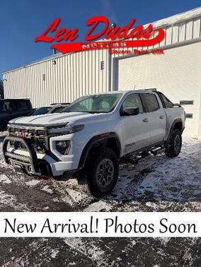 2023 GMC Canyon AT4X