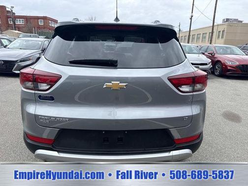 Sterling Gray Metallic 2025 Chevrolet Trailblazer LT