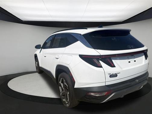 White Pearl 2024 Hyundai TUCSON Limited
