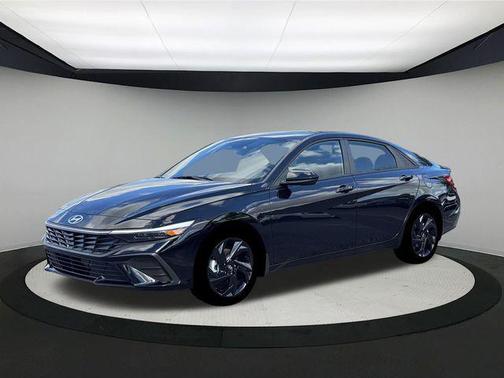 2026 Hyundai ELANTRA Sport