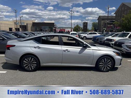 Brilliant Silver Metallic 2024 Nissan Altima 2.5 SV