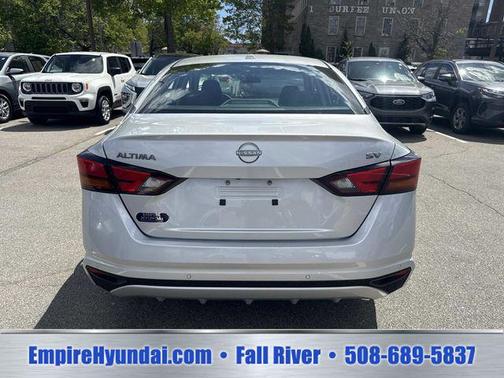 Brilliant Silver Metallic 2024 Nissan Altima 2.5 SV