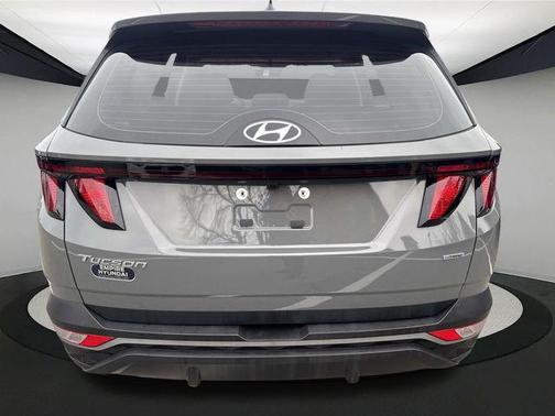 2024 Hyundai TUCSON SE