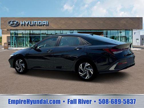 Abyss Black 2025 Hyundai ELANTRA Sport