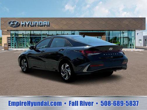 Abyss Black 2025 Hyundai ELANTRA Sport
