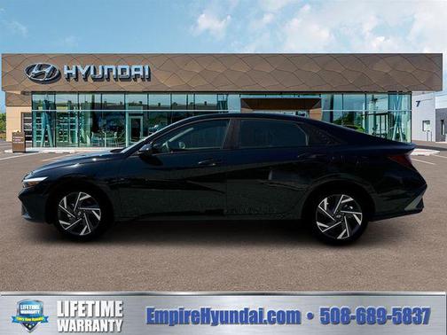 Abyss Black 2025 Hyundai ELANTRA Sport