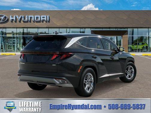 Phantom Black 2026 Hyundai TUCSON SE