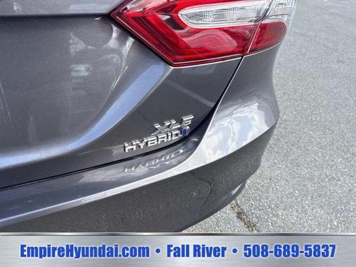 Predawn Gray Mica 2020 Toyota Camry Hybrid XLE