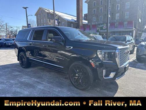 2023 GMC Yukon XL Denali