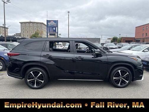 2021 Toyota Highlander XSE